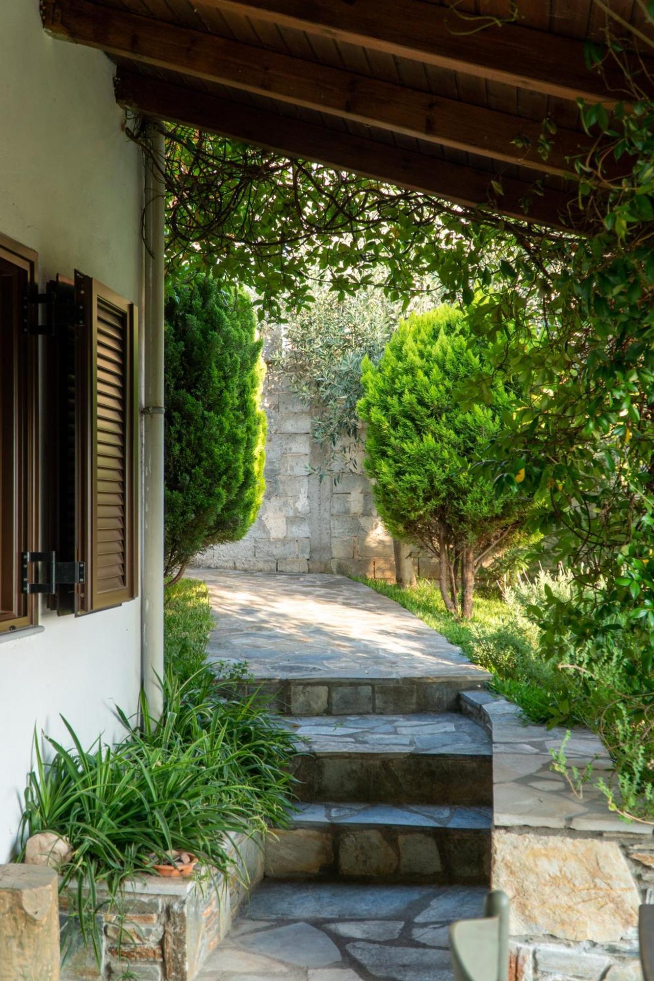 Villa Achinos Akhinos Екстериор снимка